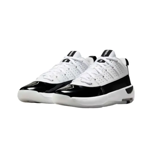 Jordan Max Aura 7