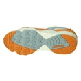 Mizuno Contender