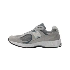 New Balance 2002R