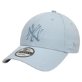 New Era New York Yankees League Essential Pet