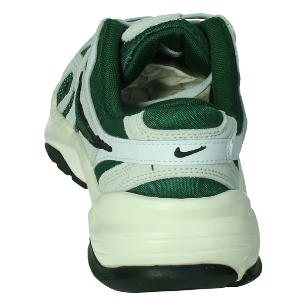 Nike AL8