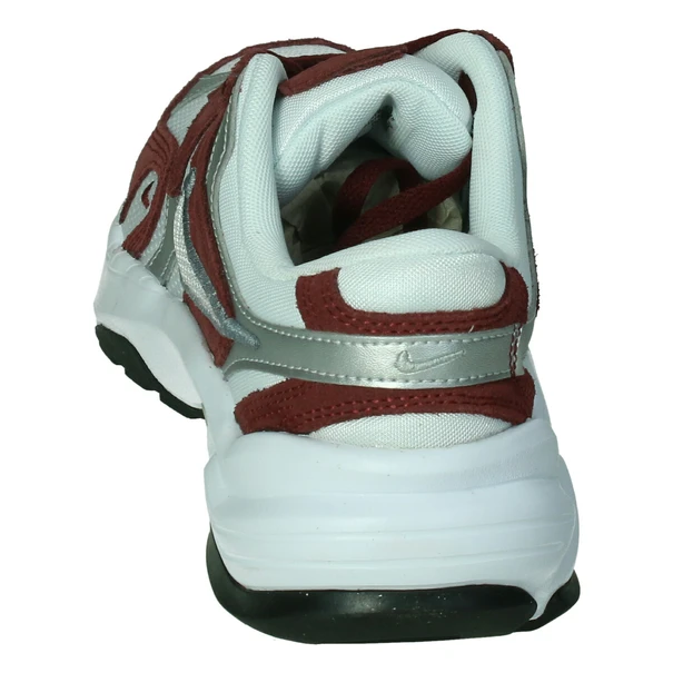 Nike AL8