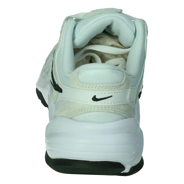 Nike AL8