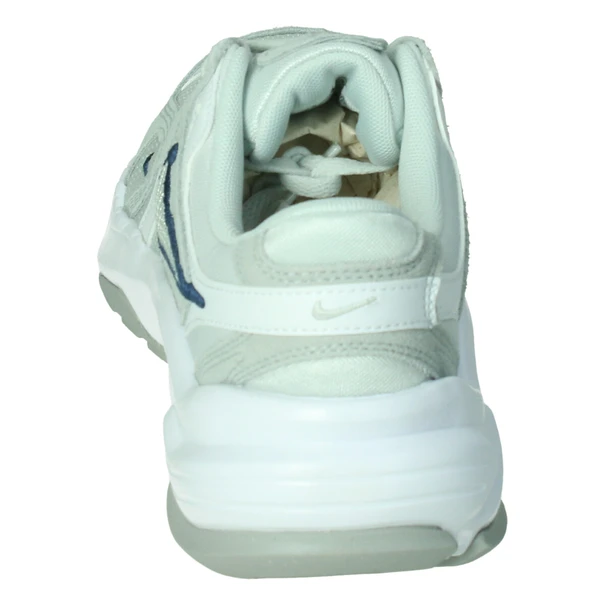 Nike AL8