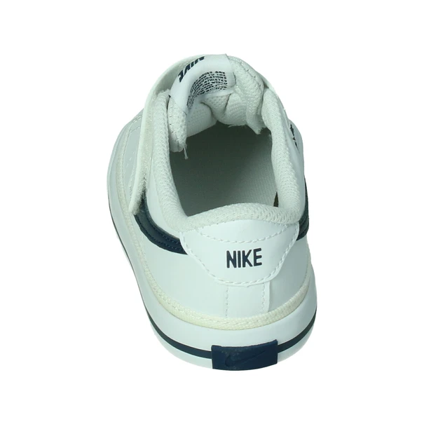 Nike Court Legacy