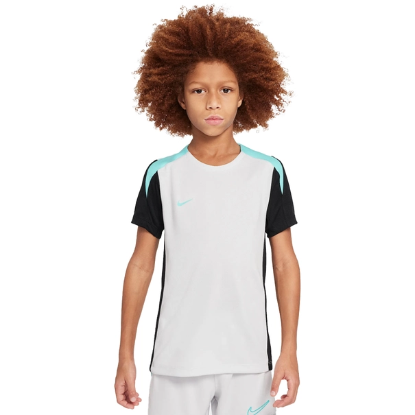 Nike Dri-FIT Strike shirt
