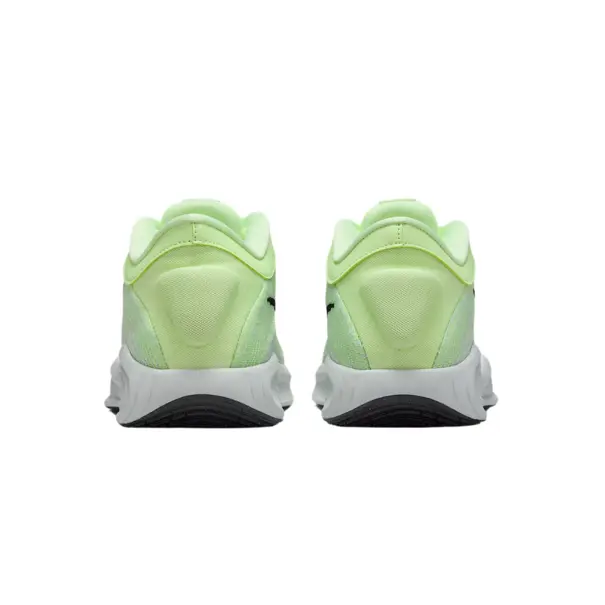 Nike G.T. Hustle academy basketbal