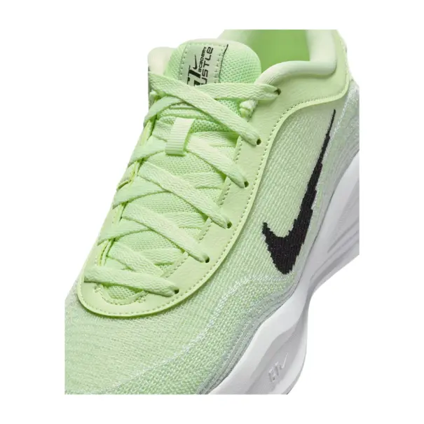 Nike G.T. Hustle academy basketbal