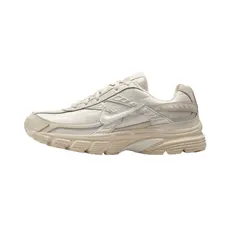 Nike Initiator