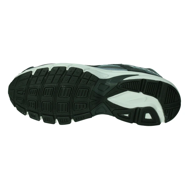 Nike INITIATOR