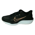 Nike Quest 6