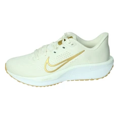 Nike Quest 6