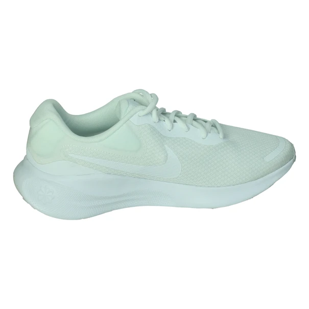 Nike Revolution 7