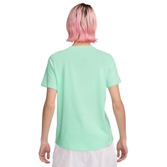 Nike Sportswear Club Essential T-shirt