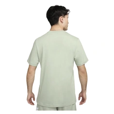 Nike Sportswear Club T-Shirt
