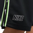 Nike Sportswear Repeat Short