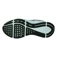 Nike Structure 25