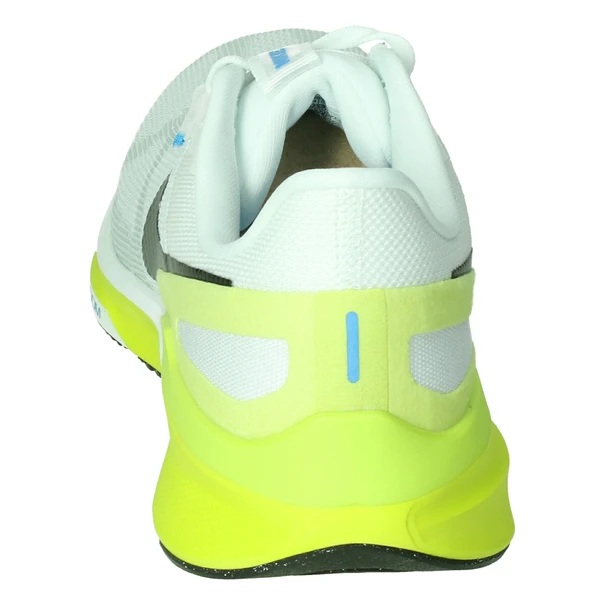 Nike Structure 25