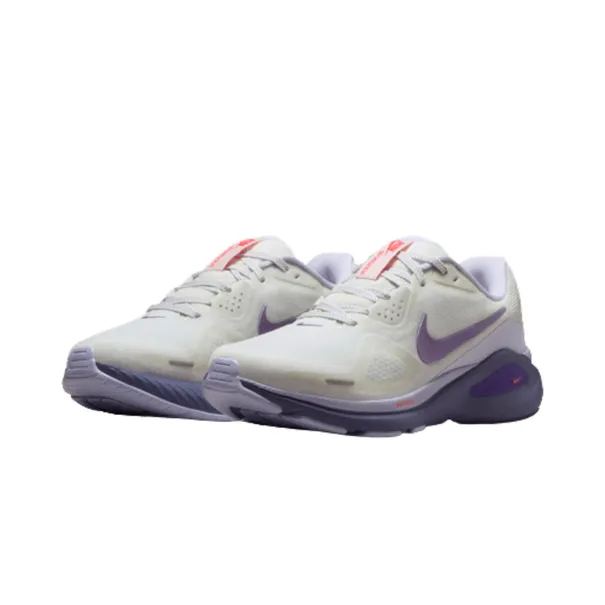 Nike Structure 26
