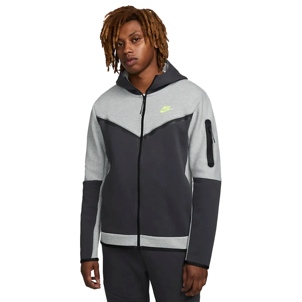 Nike Tech Fleece Full Zip Hoodie van vesten