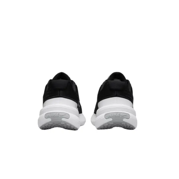Nike Uplift SC