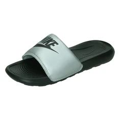 Nike VICTORI ONE