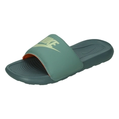 Nike VICTORI ONE