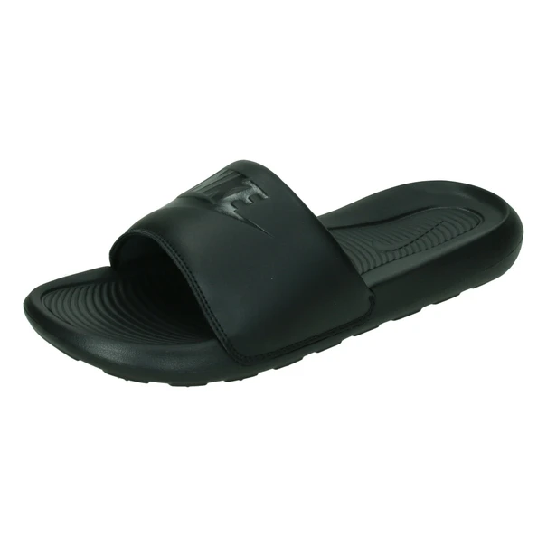 Nike VICTORI ONE