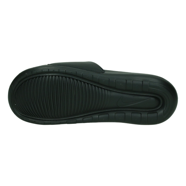 Nike VICTORI ONE