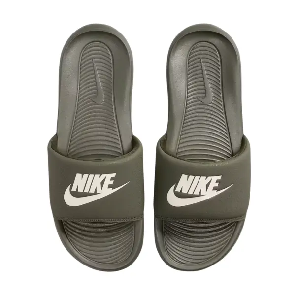 Nike Victori One