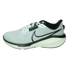 Nike Vomero 17