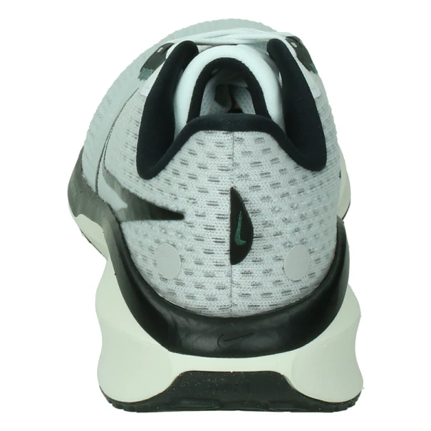 Nike Vomero 17
