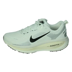 Nike Vomero 18
