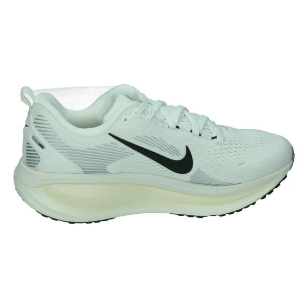 Nike Vomero 18