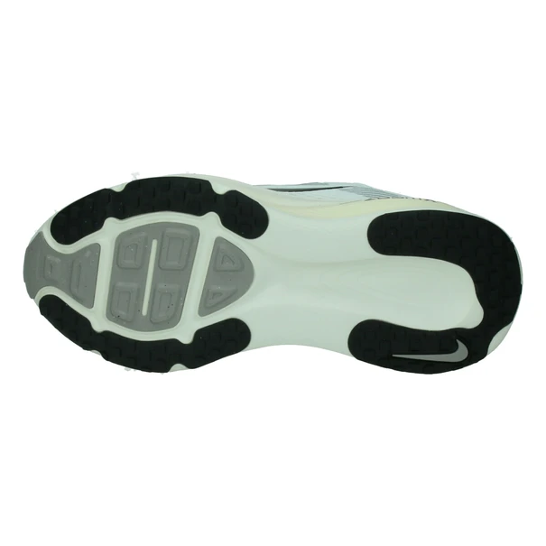 Nike Vomero 18